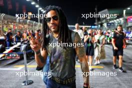 Lenny Kravitz (USA) Singer on the grid. 22.09.2024. Formula 1 World Championship, Rd 18, Singapore Grand Prix, Marina Bay Street Circuit, Singapore, Race Day.