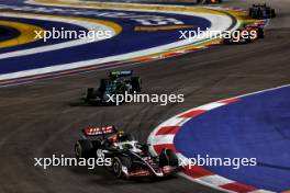 Nico Hulkenberg (GER) Haas VF-24. 22.09.2024. Formula 1 World Championship, Rd 18, Singapore Grand Prix, Marina Bay Street Circuit, Singapore, Race Day.