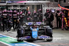 Esteban Ocon (FRA) Alpine F1 Team A524 makes a pit stop. 22.09.2024. Formula 1 World Championship, Rd 18, Singapore Grand Prix, Marina Bay Street Circuit, Singapore, Race Day.