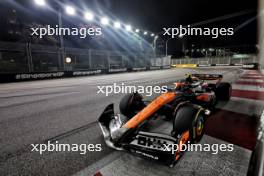 Lando Norris (GBR) McLaren MCL38. 22.09.2024. Formula 1 World Championship, Rd 18, Singapore Grand Prix, Marina Bay Street Circuit, Singapore, Race Day.