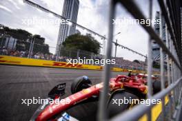 Carlos Sainz Jr (ESP) Ferrari SF-24. 21.09.2024. Formula 1 World Championship, Rd 18, Singapore Grand Prix, Marina Bay Street Circuit, Singapore, Qualifying Day.