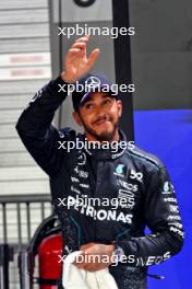 Lewis Hamilton (GBR) Mercedes AMG F1 in qualifying parc ferme. 21.09.2024. Formula 1 World Championship, Rd 18, Singapore Grand Prix, Marina Bay Street Circuit, Singapore, Qualifying Day.