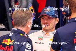 Max Verstappen (NLD) Red Bull Racing. 21.09.2024. Formula 1 World Championship, Rd 18, Singapore Grand Prix, Marina Bay Street Circuit, Singapore, Qualifying Day.