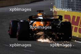 Oscar Piastri (AUS) McLaren MCL38. 21.09.2024. Formula 1 World Championship, Rd 18, Singapore Grand Prix, Marina Bay Street Circuit, Singapore, Qualifying Day.