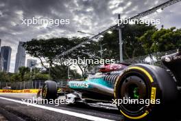 Lewis Hamilton (GBR) Mercedes AMG F1 W15. 21.09.2024. Formula 1 World Championship, Rd 18, Singapore Grand Prix, Marina Bay Street Circuit, Singapore, Qualifying Day.