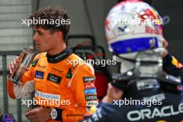 Lando Norris (GBR) McLaren and mvp in qualifying parc ferme. 21.09.2024. Formula 1 World Championship, Rd 18, Singapore Grand Prix, Marina Bay Street Circuit, Singapore, Qualifying Day.