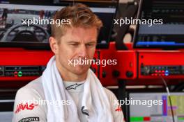 Nico Hulkenberg (GER) Haas F1 Team. 21.09.2024. Formula 1 World Championship, Rd 18, Singapore Grand Prix, Marina Bay Street Circuit, Singapore, Qualifying Day.