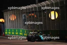 Fernando Alonso (ESP) Aston Martin F1 Team AMR24. 21.09.2024. Formula 1 World Championship, Rd 18, Singapore Grand Prix, Marina Bay Street Circuit, Singapore, Qualifying Day.