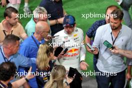 Max Verstappen (NLD) Red Bull Racing with the media. 21.09.2024. Formula 1 World Championship, Rd 18, Singapore Grand Prix, Marina Bay Street Circuit, Singapore, Qualifying Day.