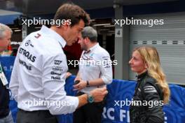 (L to R): Toto Wolff (GER) Mercedes AMG F1 Shareholder and Executive Director with Doriane Pin (FRA) Prema Racing in parc ferme. 21.09.2024. FIA Formula Academy, Rd 5, Race 1, Marina Bay Street Circuit, Singapore, Saturday.