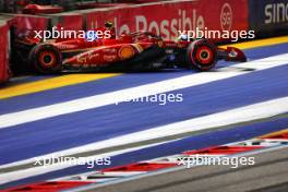 Carlos Sainz Jr (ESP) Ferrari SF-24 crashed in qualifying. 21.09.2024. Formula 1 World Championship, Rd 18, Singapore Grand Prix, Marina Bay Street Circuit, Singapore, Qualifying Day.