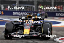 Max Verstappen (NLD) Red Bull Racing RB20. 21.09.2024. Formula 1 World Championship, Rd 18, Singapore Grand Prix, Marina Bay Street Circuit, Singapore, Qualifying Day.