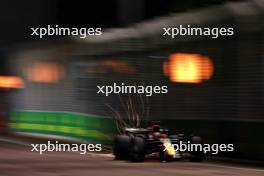 Max Verstappen (NLD) Red Bull Racing RB20. 21.09.2024. Formula 1 World Championship, Rd 18, Singapore Grand Prix, Marina Bay Street Circuit, Singapore, Qualifying Day.