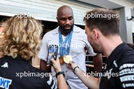 Teddy Riner (FRA), Judo Olympic Champion 22.09.2024. Formula 1 World Championship, Rd 18, Singapore Grand Prix, Marina Bay Street Circuit, Singapore, Race Day.