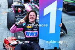 Race winner Abbi Pulling (GBR) Rodin Motorsport celebrates in parc ferme. 22.09.2024. FIA Formula Academy, Rd 5, Race 2, Marina Bay Street Circuit, Singapore, Sunday.