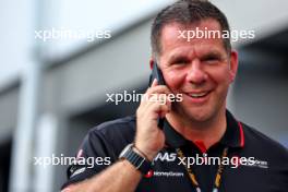 Peter Crolla (GBR) Haas F1 Team Team Manager. 22.09.2024. Formula 1 World Championship, Rd 18, Singapore Grand Prix, Marina Bay Street Circuit, Singapore, Race Day.