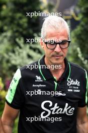 Alessandro Alunni Bravi (ITA) Sauber Managing Director and Team Representative. 19.09.2024. Formula 1 World Championship, Rd 18, Singapore Grand Prix, Marina Bay Street Circuit, Singapore, Preparation Day.