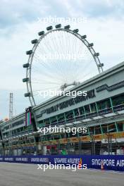 Circuit atmosphere - Singapore Flyer. 19.09.2024. Formula 1 World Championship, Rd 18, Singapore Grand Prix, Marina Bay Street Circuit, Singapore, Preparation Day.