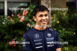 Alexander Albon (THA) Williams Racing. 19.09.2024. Formula 1 World Championship, Rd 18, Singapore Grand Prix, Marina Bay Street Circuit, Singapore, Preparation Day.