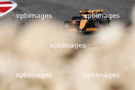 Oscar Piastri (AUS) McLaren MCL38. 23.02.2024. Formula 1 Testing, Sakhir, Bahrain, Day Three.