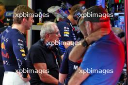 Max Verstappen (NLD) Red Bull Racing and Dr Helmut Marko (AUT) Red Bull Motorsport Consultant. 23.02.2024. Formula 1 Testing, Sakhir, Bahrain, Day Three.