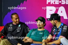 (L to R): Lewis Hamilton (GBR) Mercedes AMG F1; Lance Stroll (CDN) Aston Martin F1 Team; Esteban Ocon (FRA) Alpine F1 Team, in the FIA Press Conference. 23.02.2024. Formula 1 Testing, Sakhir, Bahrain, Day Three.