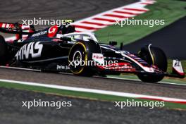 Nico Hulkenberg (GER) Haas VF-24. 22.02.2024. Formula 1 Testing, Sakhir, Bahrain, Day Two.