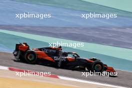 Oscar Piastri (AUS) McLaren MCL38 with Aero Rakes. 22.02.2024. Formula 1 Testing, Sakhir, Bahrain, Day Two.