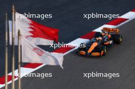 Lando Norris (GBR), McLaren F1 Team  22.02.2024. Formula 1 Testing, Sakhir, Bahrain, Day Two.