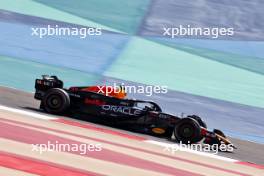 Sergio Perez (MEX) Red Bull Racing RB20. 22.02.2024. Formula 1 Testing, Sakhir, Bahrain, Day Two.