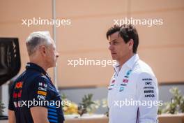 (L to R): Jonathan Wheatley (GBR) Red Bull Racing Team Manager with Toto Wolff (GER) Mercedes AMG F1 Shareholder and Executive Director. 21.02.2024. Formula 1 Testing, Sakhir, Bahrain, Day One.