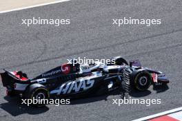Kevin Magnussen (DEN) Haas VF-24. 21.02.2024. Formula 1 Testing, Sakhir, Bahrain, Day One.