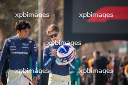 (L to R): Alexander Albon (THA) Williams Racing and Logan Sargeant (USA) Williams Racing. 21.02.2024. Formula 1 Testing, Sakhir, Bahrain, Day One.
