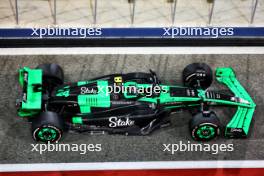 Zhou Guanyu (CHN) Sauber C44. 21.02.2024. Formula 1 Testing, Sakhir, Bahrain, Day One.