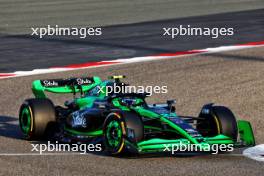 Zhou Guanyu (CHN) Sauber C44. 21.02.2024. Formula 1 Testing, Sakhir, Bahrain, Day One.