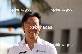 Ayao Komatsu (JPN) Haas F1 Team Principal. 21.02.2024. Formula 1 Testing, Sakhir, Bahrain, Day One.