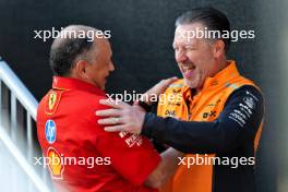 (L to R): Frederic Vasseur (FRA) Ferrari Team Principal with Zak Brown (USA) McLaren Executive Director. 18.10.2024. Formula 1 World Championship, Rd 19, United States Grand Prix, Austin, Texas, USA, Sprint Qualifying Day