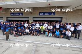 Alexander Albon (THA) Williams Racing celebrates his 100th F1 race with the team. 18.10.2024. Formula 1 World Championship, Rd 19, United States Grand Prix, Austin, Texas, USA, Sprint Qualifying Day