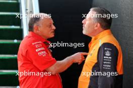 (L to R): Frederic Vasseur (FRA) Ferrari Team Principal with Zak Brown (USA) McLaren Executive Director. 18.10.2024. Formula 1 World Championship, Rd 19, United States Grand Prix, Austin, Texas, USA, Sprint Qualifying Day