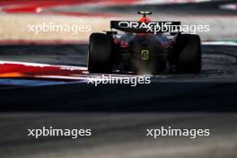 Sergio Perez (MEX) Red Bull Racing RB20. 18.10.2024. Formula 1 World Championship, Rd 19, United States Grand Prix, Austin, Texas, USA, Sprint Qualifying Day