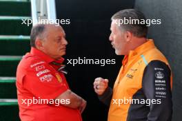 (L to R): Frederic Vasseur (FRA) Ferrari Team Principal with Zak Brown (USA) McLaren Executive Director. 18.10.2024. Formula 1 World Championship, Rd 19, United States Grand Prix, Austin, Texas, USA, Sprint Qualifying Day