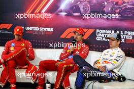 (L to R): Carlos Sainz Jr (ESP) Ferrari; Charles Leclerc (MON) Ferrari; and Max Verstappen (NLD) Red Bull Racing, in the post race FIA Press Conference. 20.10.2024. Formula 1 World Championship, Rd 19, United States Grand Prix, Austin, Texas, USA, Race Day.