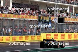 Esteban Ocon (FRA) Alpine F1 Team A524 takes the chequered flag at the end of the race. 20.10.2024. Formula 1 World Championship, Rd 19, United States Grand Prix, Austin, Texas, USA, Race Day.