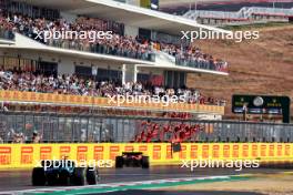 Race winner Charles Leclerc (MON) Ferrari SF-24 passes the team at the end of the race. 20.10.2024. Formula 1 World Championship, Rd 19, United States Grand Prix, Austin, Texas, USA, Race Day.