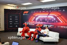 (L to R): Carlos Sainz Jr (ESP) Ferrari; Charles Leclerc (MON) Ferrari; and Max Verstappen (NLD) Red Bull Racing, in the post race FIA Press Conference. 20.10.2024. Formula 1 World Championship, Rd 19, United States Grand Prix, Austin, Texas, USA, Race Day.