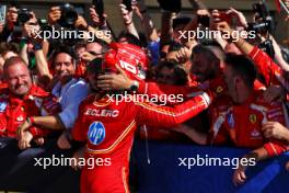 Race winner Charles Leclerc (MON) Ferrari celebrates with the team in parc ferme. 20.10.2024. Formula 1 World Championship, Rd 19, United States Grand Prix, Austin, Texas, USA, Race Day.