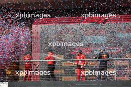 Ravin Jain (GBR) Ferrari Strategy Director  with 1st place Charles Leclerc (MON) Ferrari SF-24, 2nd place Carlos Sainz Jr (ESP) Ferrari SF-24 and 3rd place Max Verstappen (NLD) Red Bull Racing RB20. 20.10.2024. Formula 1 World Championship, Rd 19, United States Grand Prix, Austin, Texas, USA, Race Day.