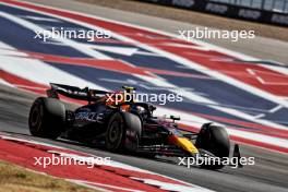 Sergio Perez (MEX) Red Bull Racing RB20. 20.10.2024. Formula 1 World Championship, Rd 19, United States Grand Prix, Austin, Texas, USA, Race Day.