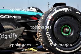 The Mercedes AMG F1 W15 of race retiree Lewis Hamilton (GBR) Mercedes AMG F1 is recovered back to the pits on the back of a truck. 20.10.2024. Formula 1 World Championship, Rd 19, United States Grand Prix, Austin, Texas, USA, Race Day.