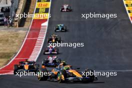 Lando Norris (GBR) McLaren MCL38. 20.10.2024. Formula 1 World Championship, Rd 19, United States Grand Prix, Austin, Texas, USA, Race Day.